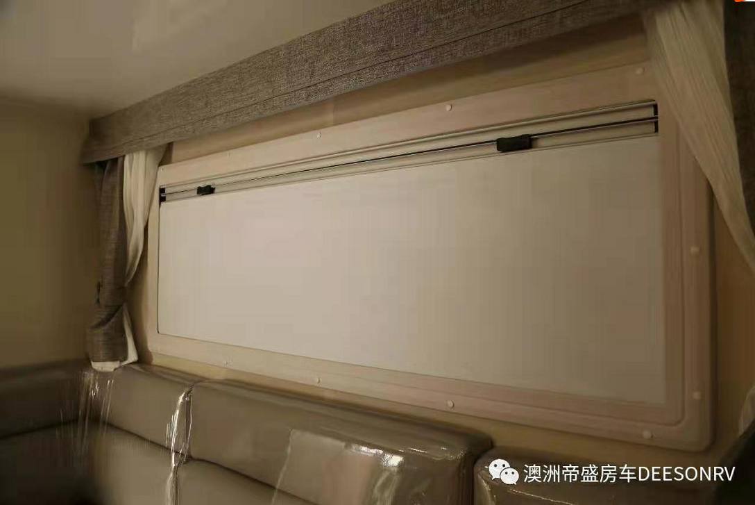 帝盛 经典系列-10米商务款 营地拖挂房车(图9)